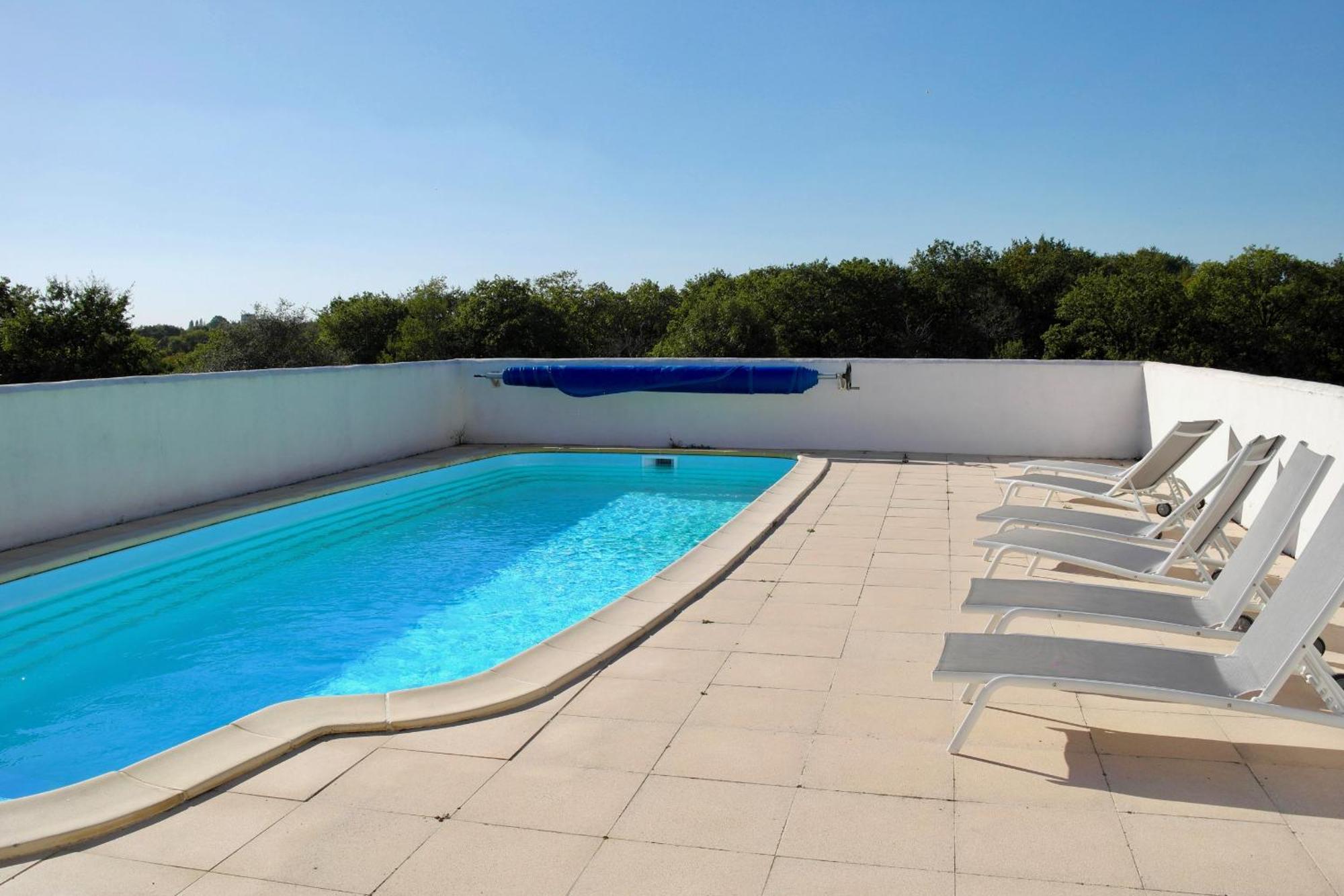 Maison De Campagne Pour 6 Avec Piscine Commequiers ภายนอก รูปภาพ