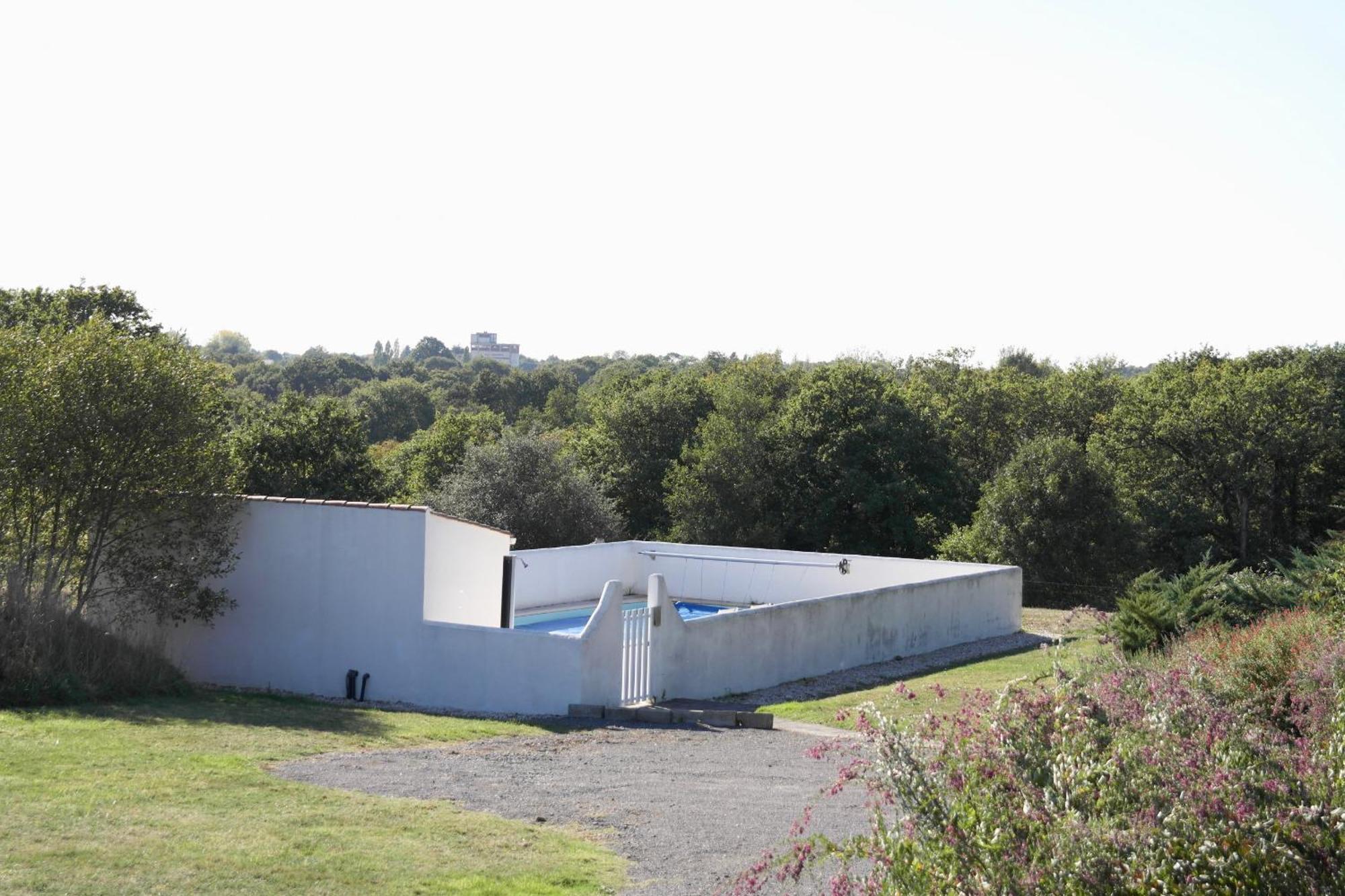 Maison De Campagne Pour 6 Avec Piscine Commequiers ภายนอก รูปภาพ