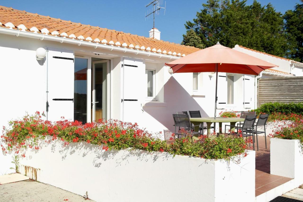 Maison De Campagne Pour 6 Avec Piscine Commequiers ภายนอก รูปภาพ